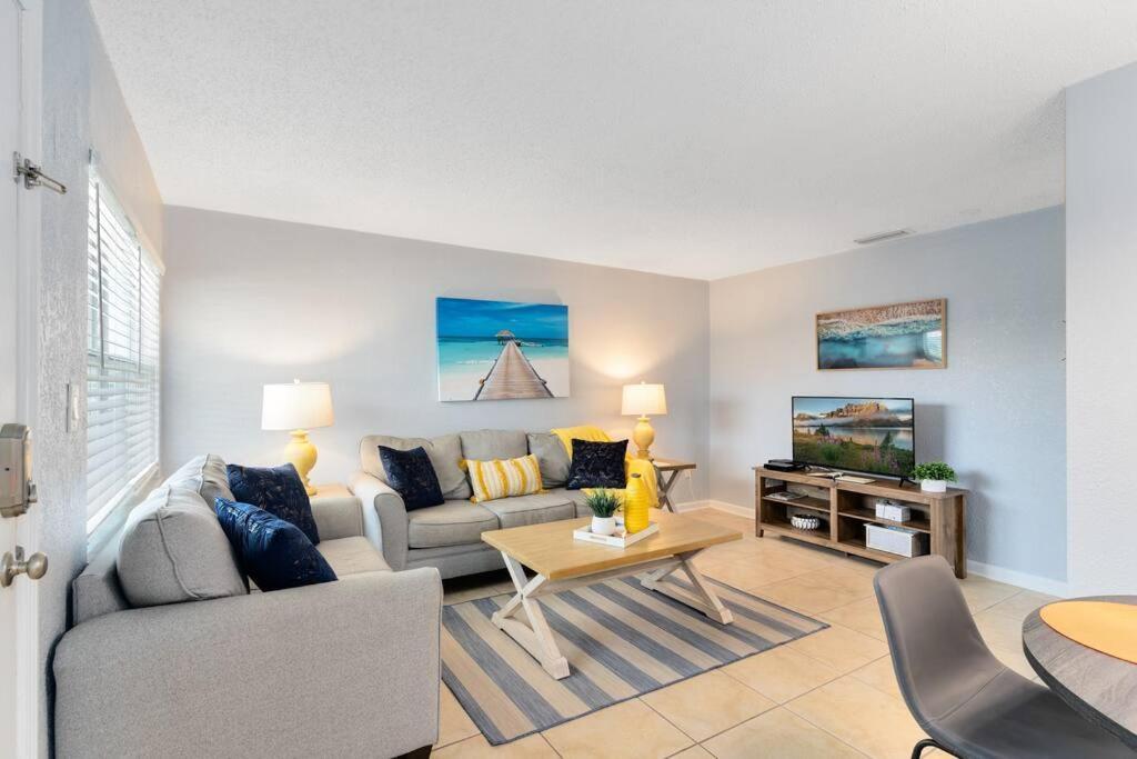 Apartment Ocean 16 - Pier View *
